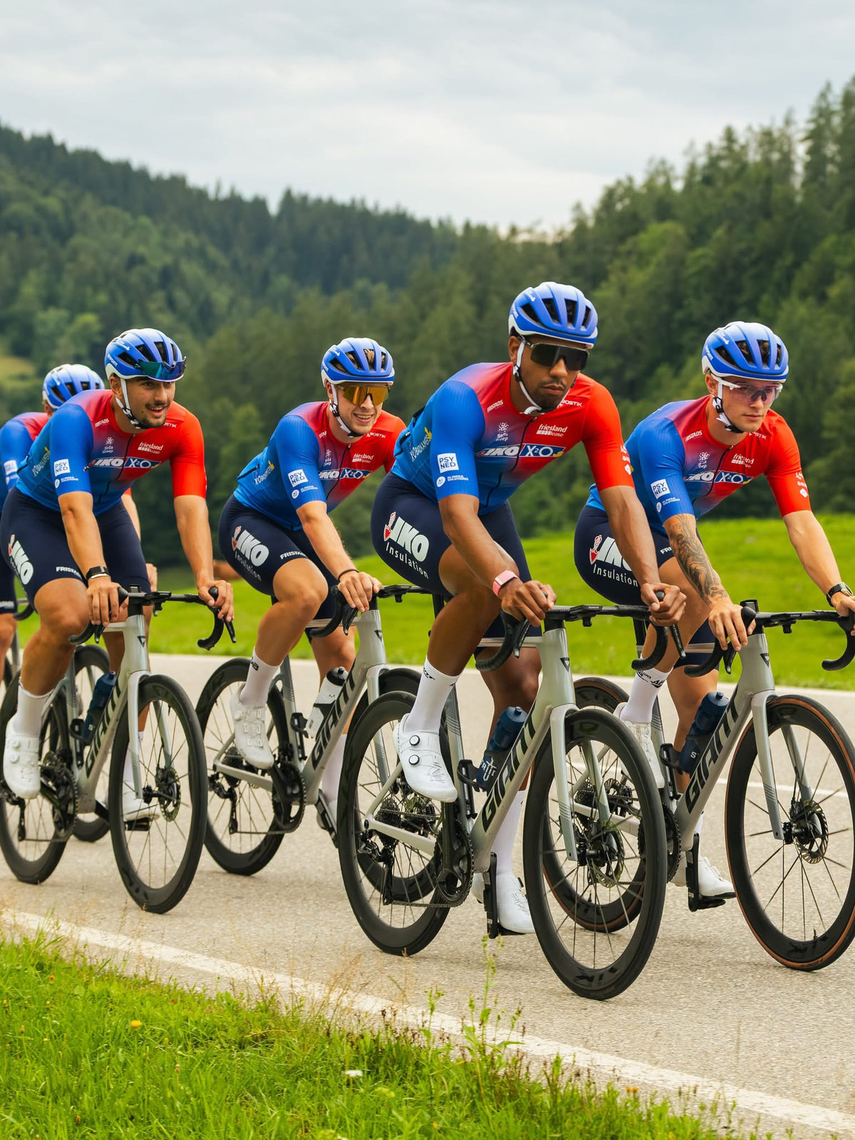 Voorinschrijving | Bypoint R-ERT × Team X²O Badkamers Limited Edition